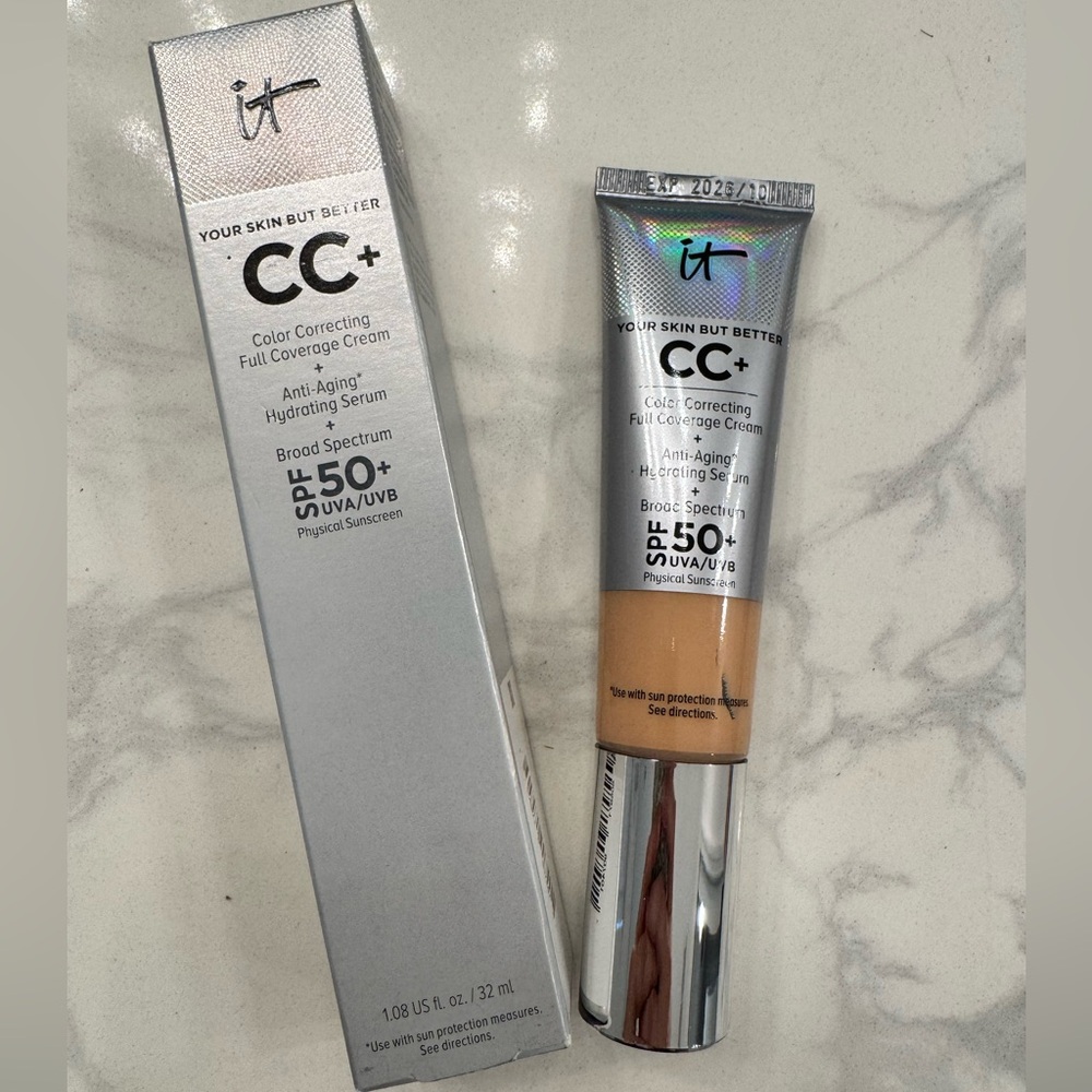 IT Cosmetics CC+ Cream in Light/Medium Shade NWT